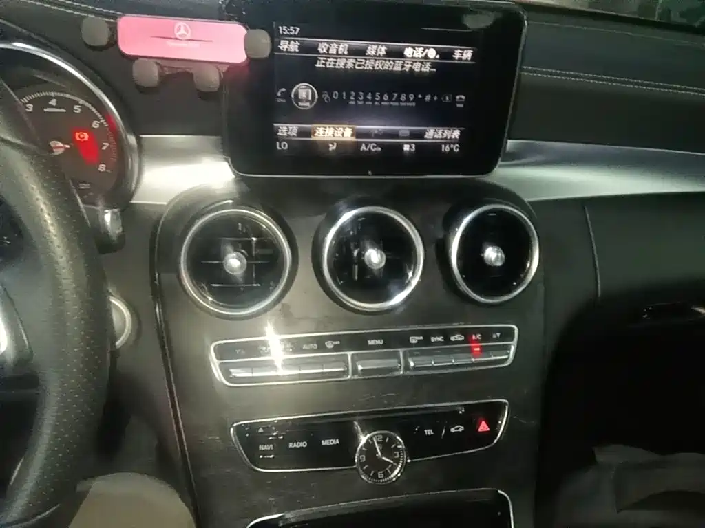 Mercedes-Benz C-Class — миниатюра 13