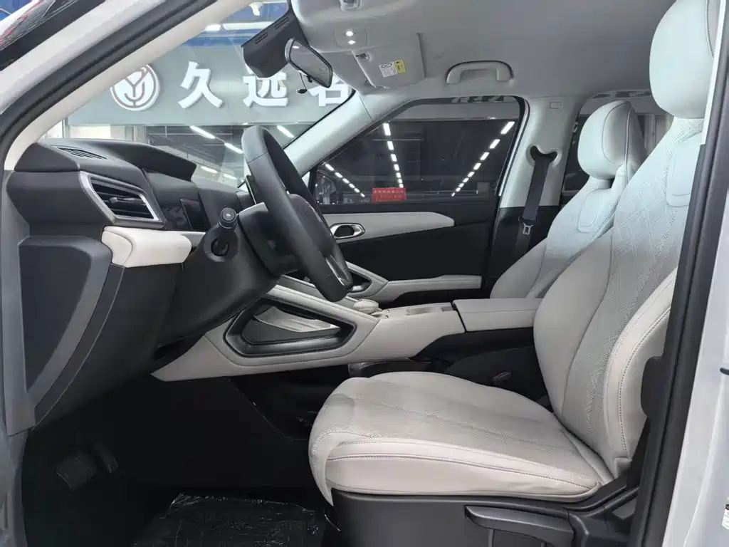BYD Yuan UP — миниатюра 7