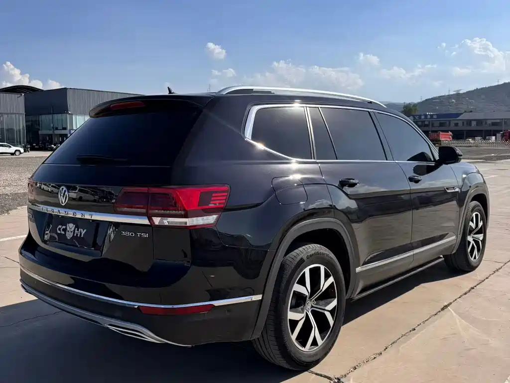 Volkswagen Teramont — миниатюра 6