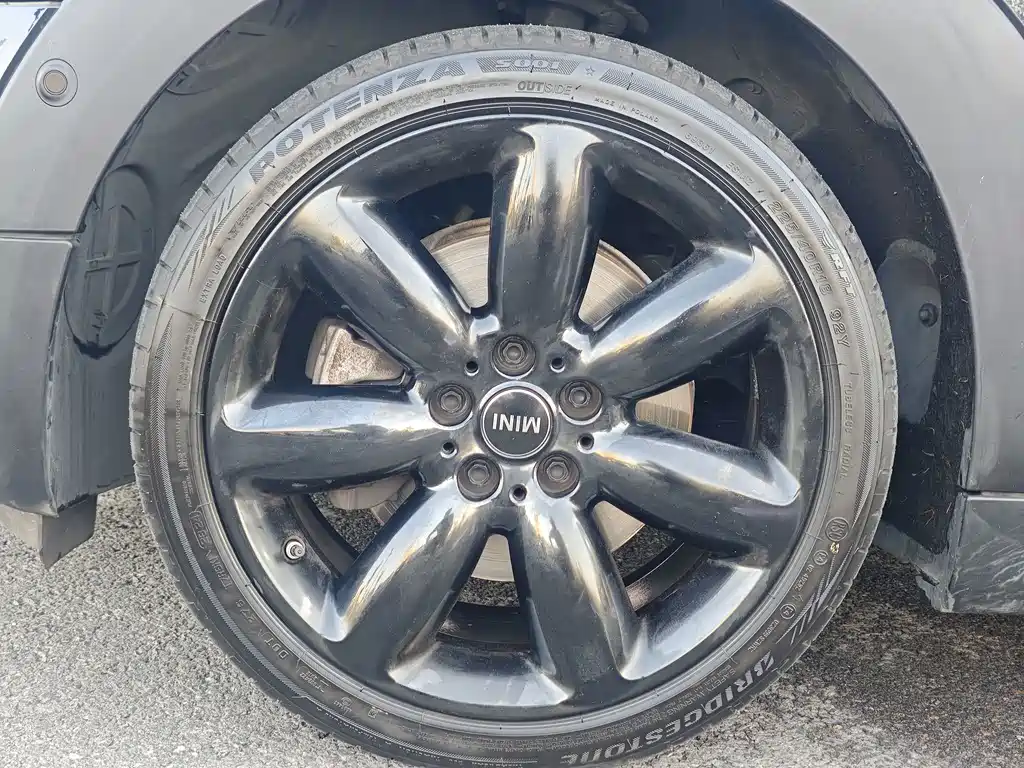 MINI Mini Clubman — миниатюра 9