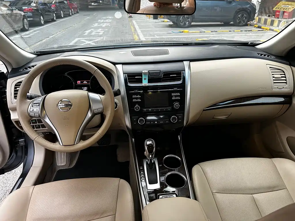 Nissan Teana — миниатюра 8
