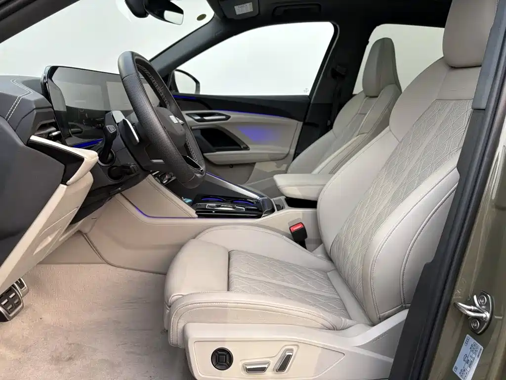 Audi Q5L — миниатюра 13