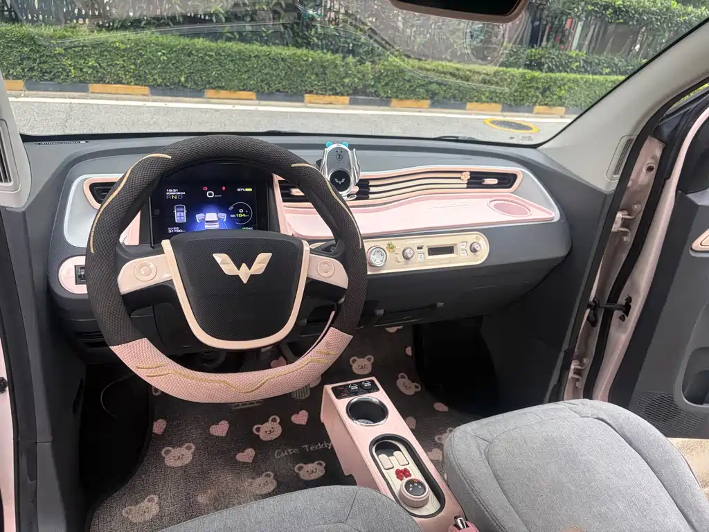 Wuling MINIEV — миниатюра 14