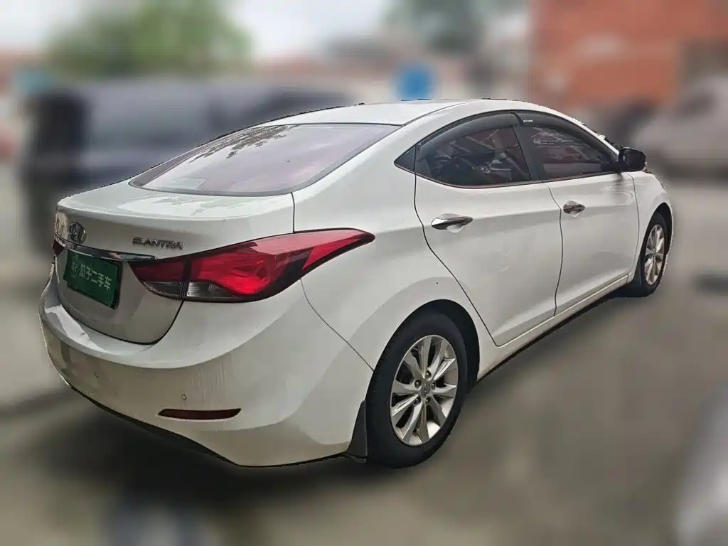 Hyundai Elantra Langdong — миниатюра 4