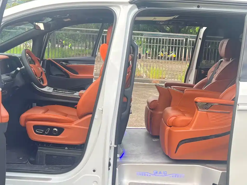 GAC Motor Trumpchi Xiangwang M8 — миниатюра 10