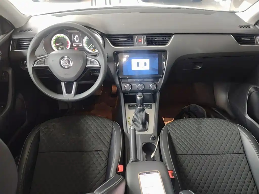 Skoda Octavia — миниатюра 10