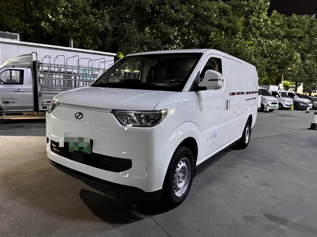 Ruichi Ruichi EC75