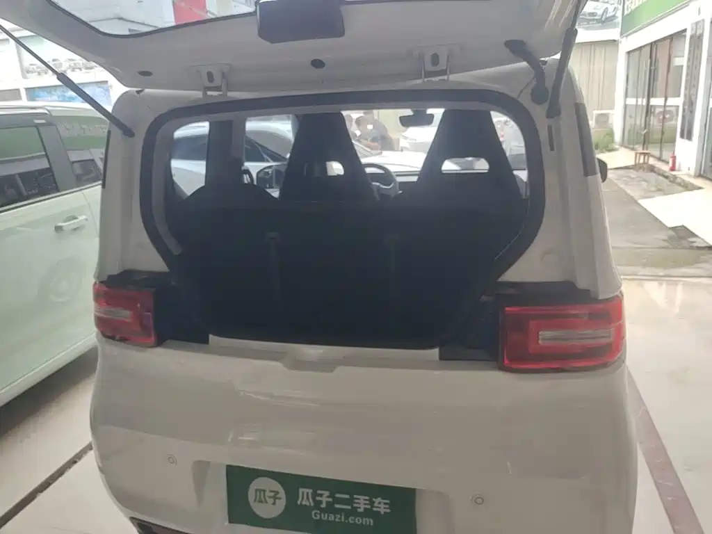 Wuling MINIEV — миниатюра 19