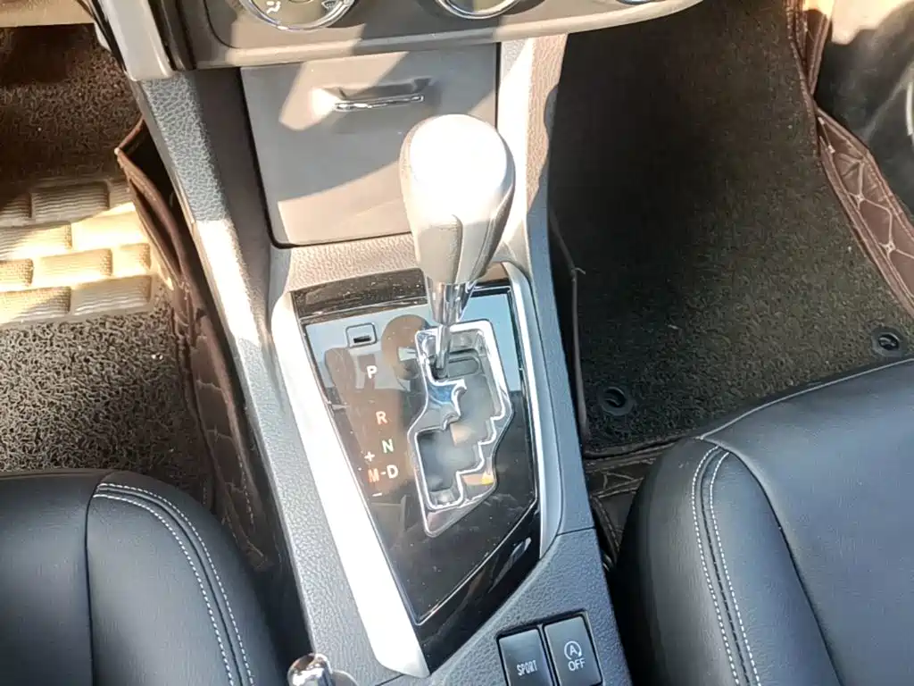 Toyota Corolla — миниатюра 14