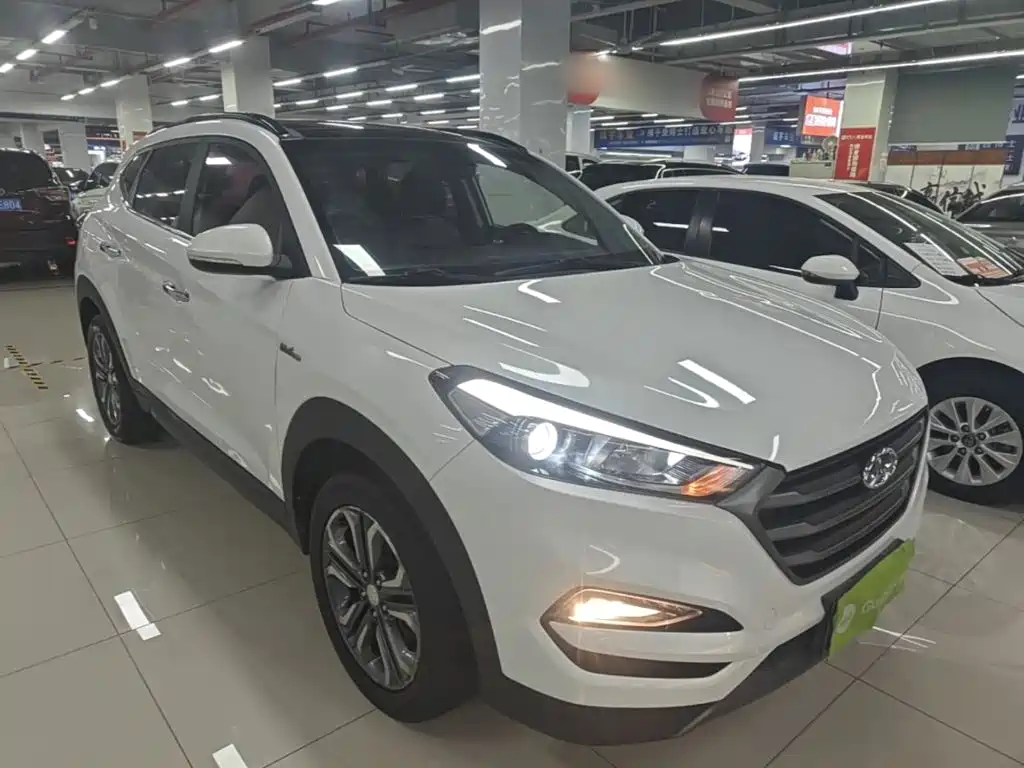 Hyundai Tucson 2015 1.6T DCT Lead