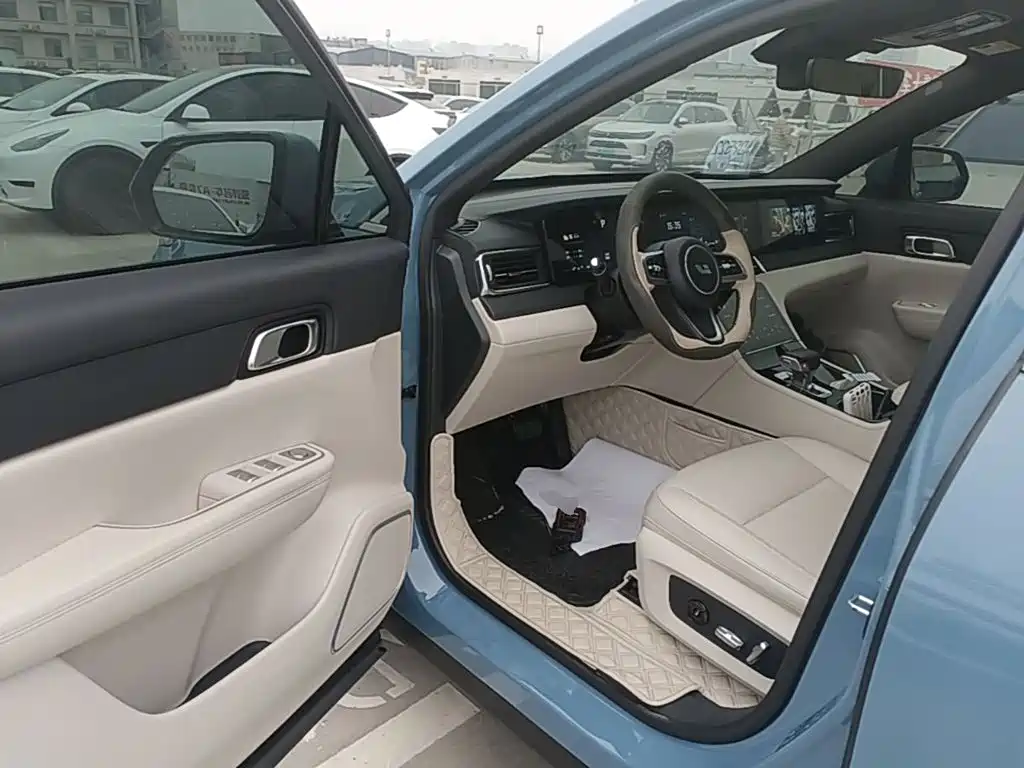 Li Auto Li ONE — миниатюра 16