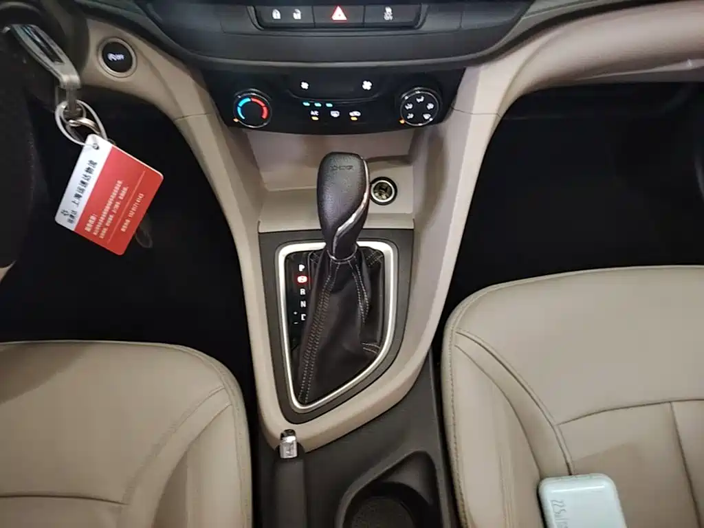 Buick Excelle — миниатюра 14
