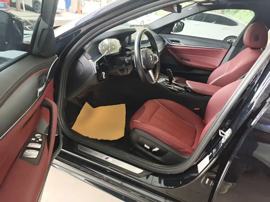 BMW 5 Series — миниатюра 16