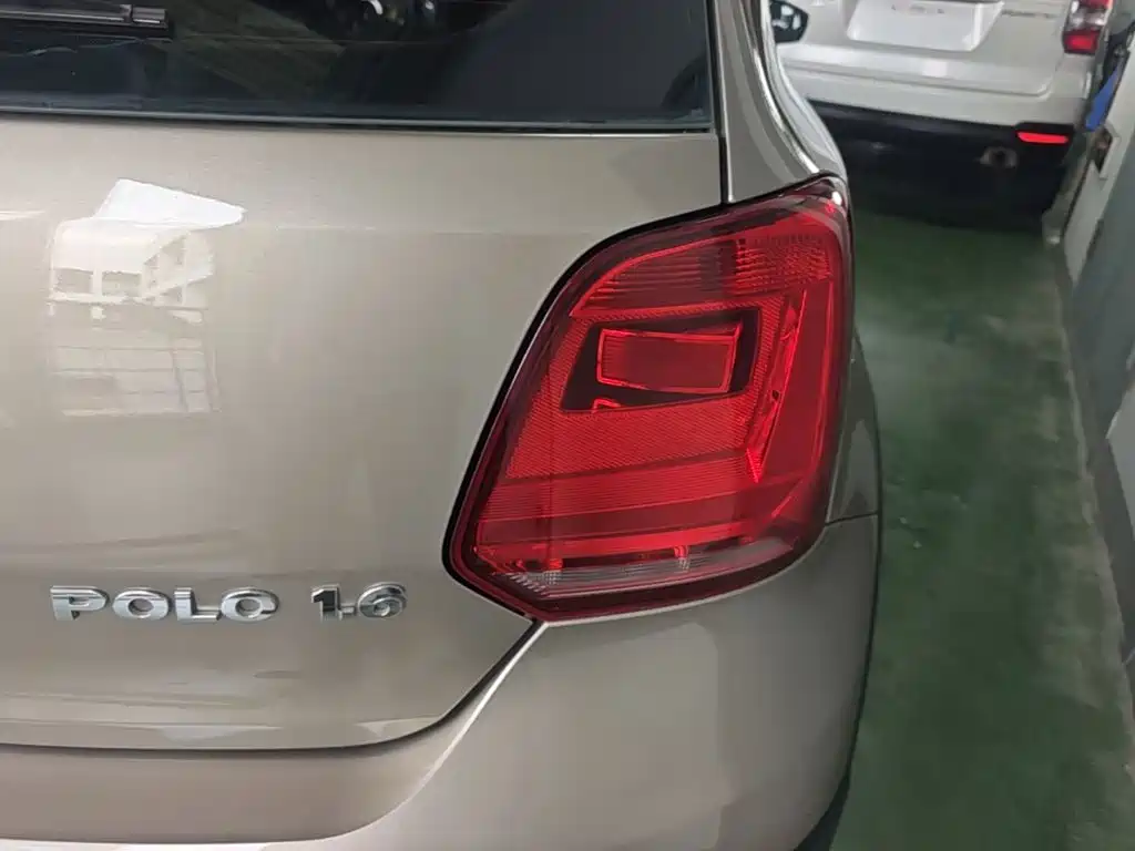 Volkswagen Polo — миниатюра 8