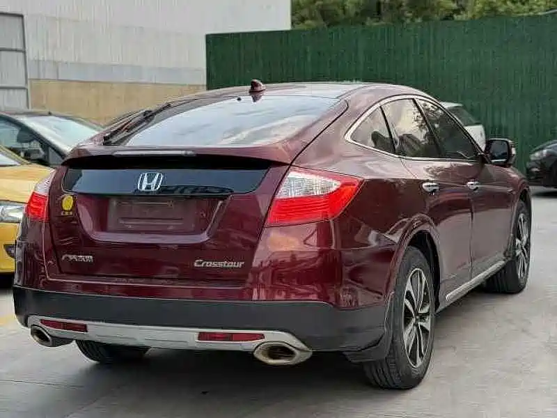 Honda Crosstour — миниатюра 8