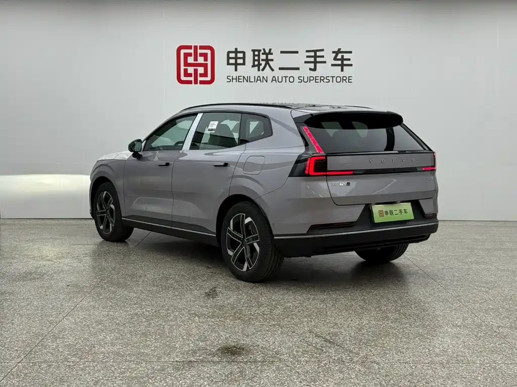 Volvo XC70 PHEV — миниатюра 3