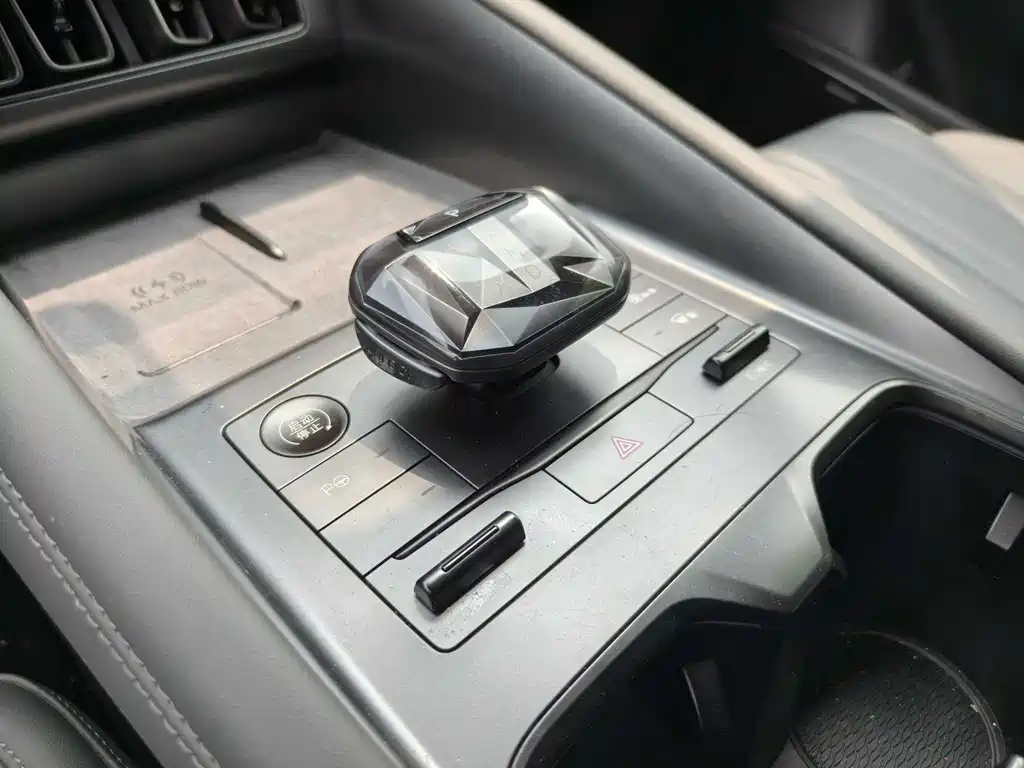 BYD Song L EV L EV 2025 Smart Drive 662km