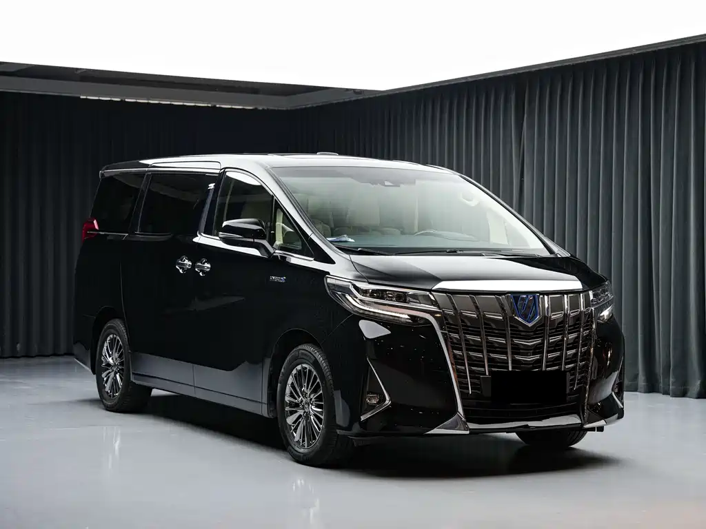 Toyota Alphard — миниатюра 3