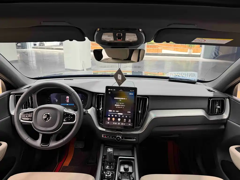 Volvo XC60 — миниатюра 16