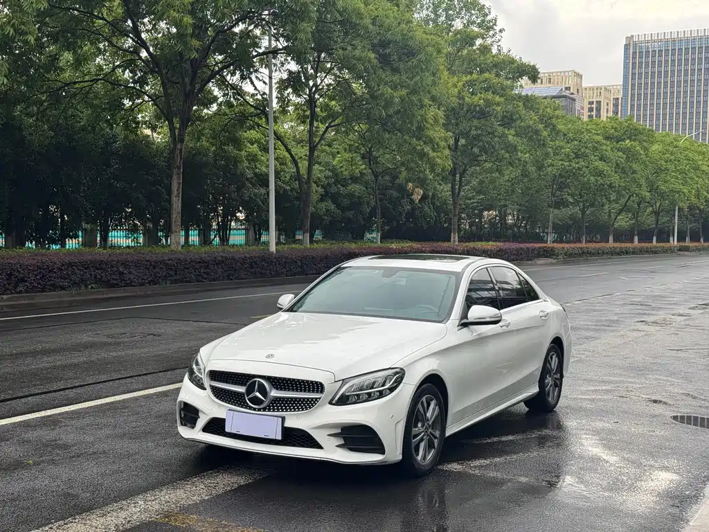 Купить Mercedes-Benz C-Class