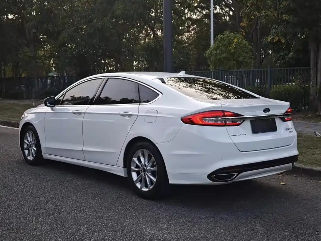 Ford Mondeo 2017 EcoBoost 180 Fashion