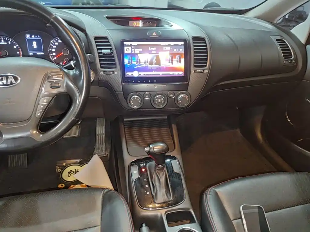 Kia K3 — миниатюра 13