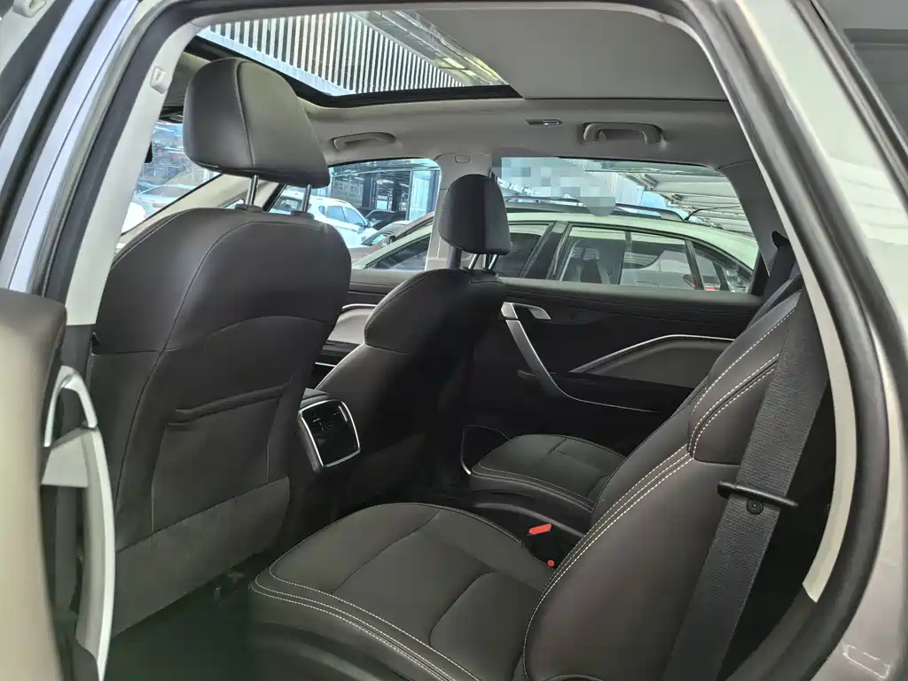 Geely Jia Ji — миниатюра 11