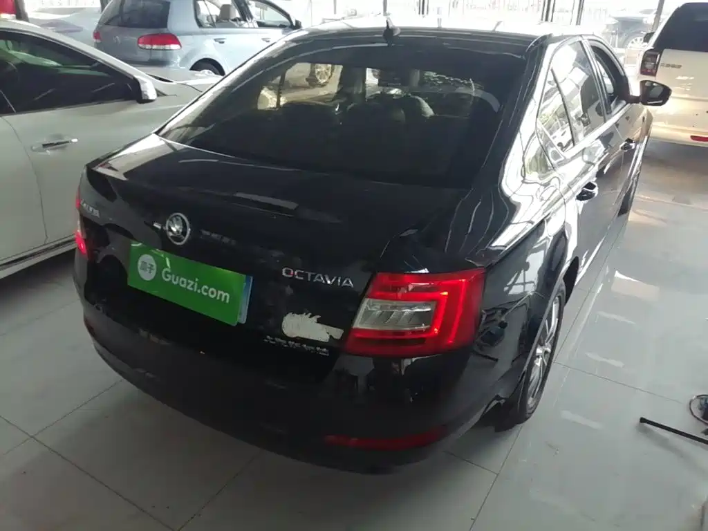 Skoda Octavia — миниатюра 7