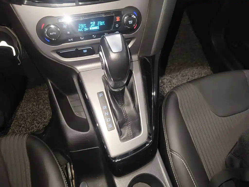 Ford Focus — миниатюра 14