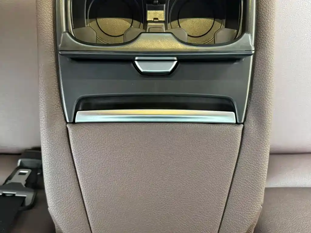 BMW 3 Series — миниатюра 18