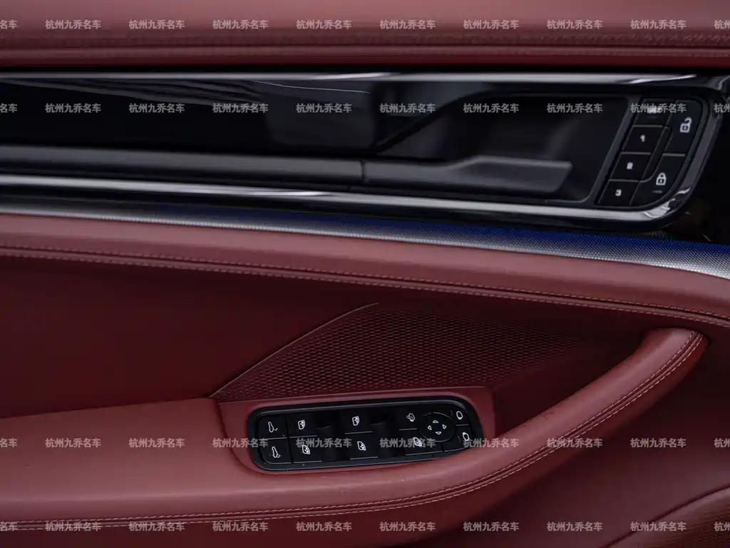 Porsche Panamera — миниатюра 25