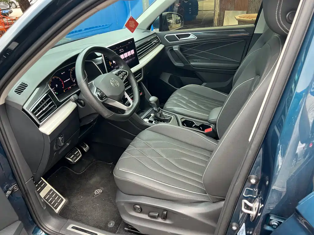 Volkswagen Tiguan L — миниатюра 5