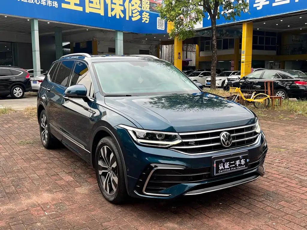 Volkswagen Tiguan L — миниатюра 3