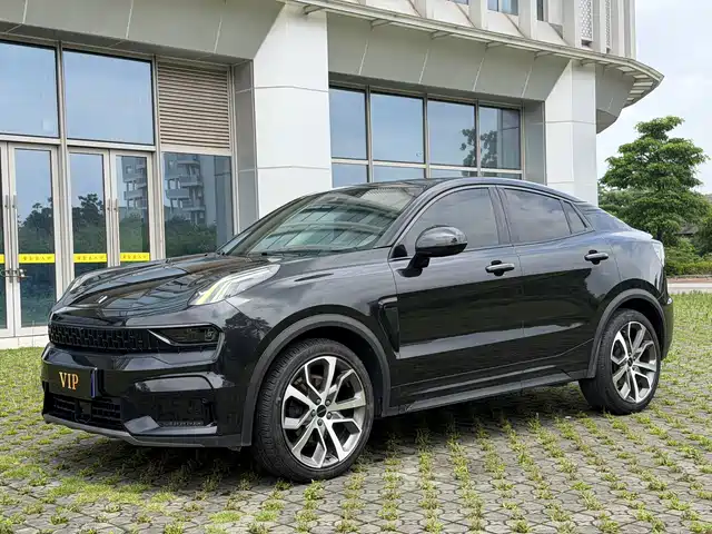 2021 Lynk & Co 05