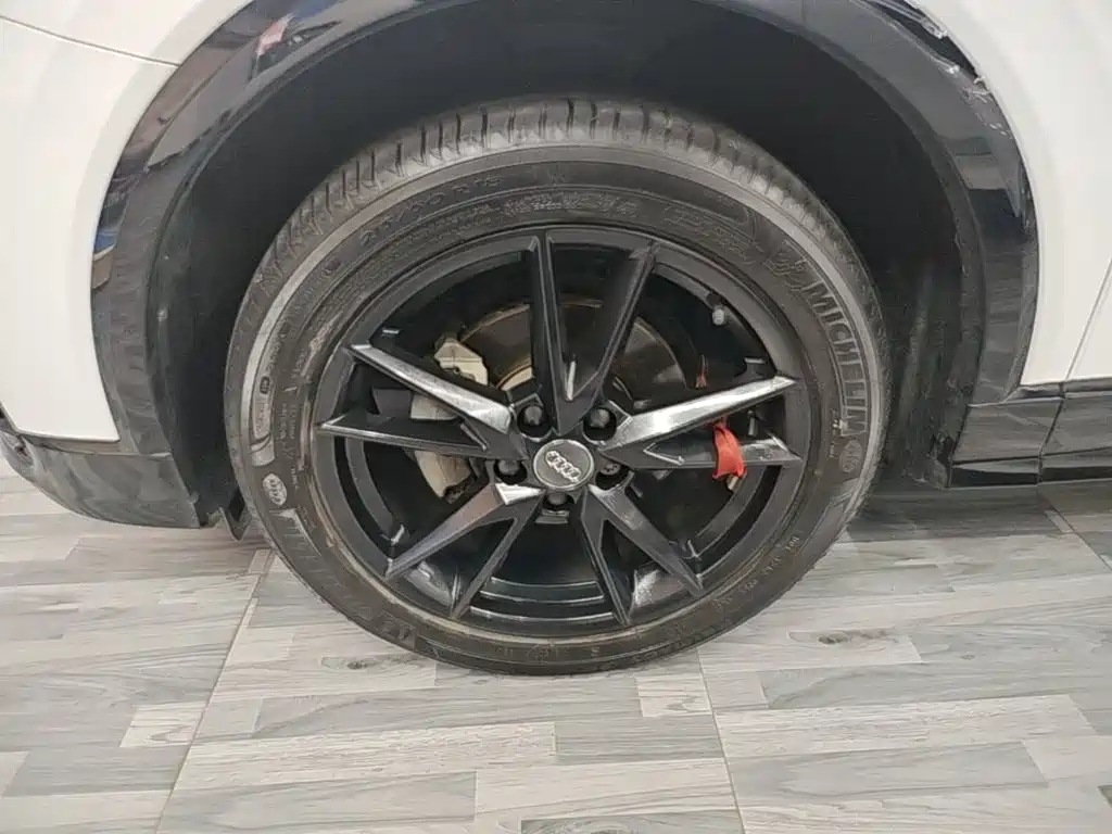 Audi Q2L — миниатюра 23