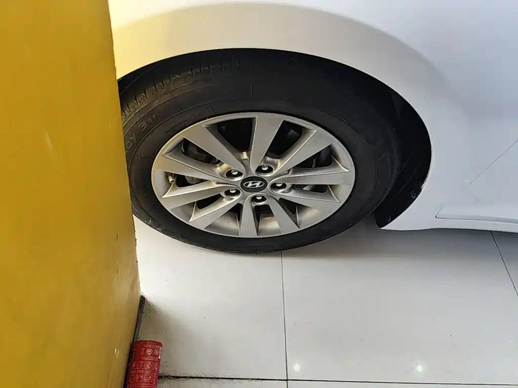Hyundai Mistra — миниатюра 23