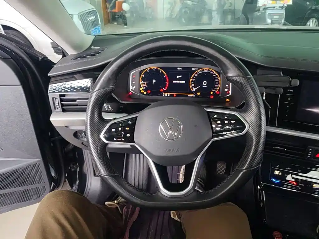 Volkswagen Passat — миниатюра 11