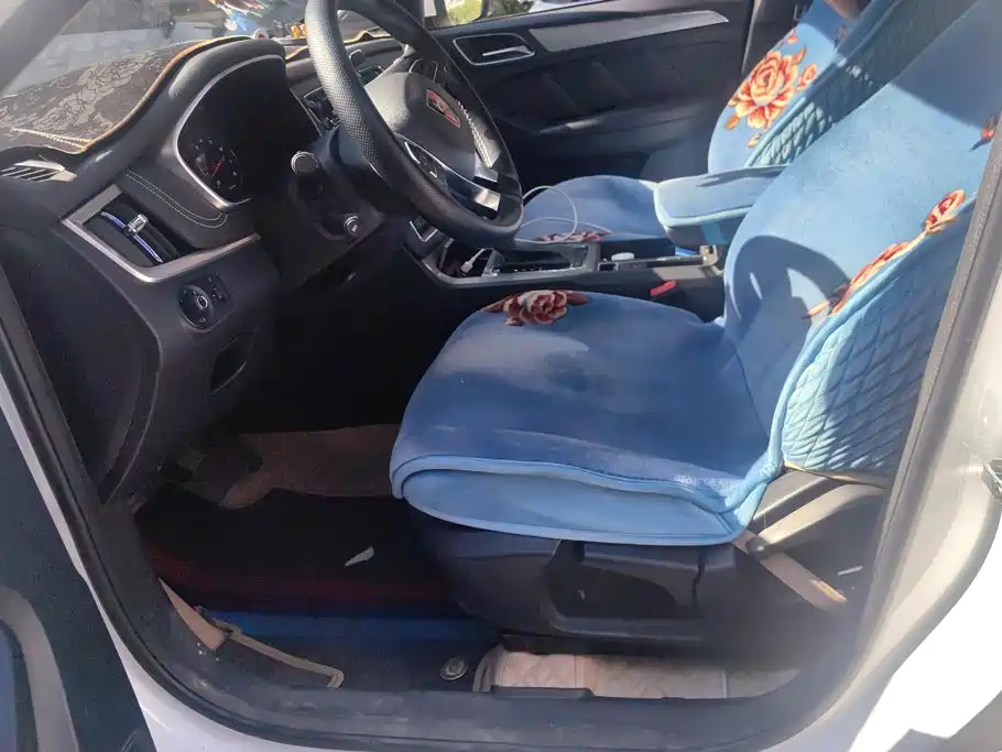Roewe RX5 — миниатюра 9