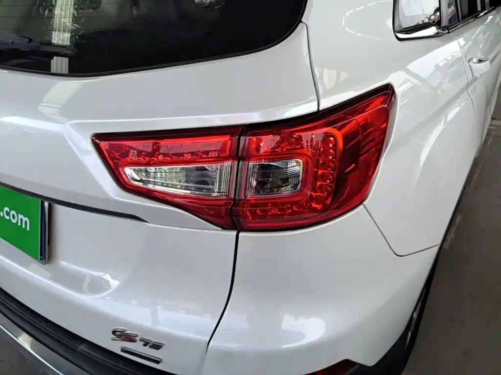Changan CS75 — миниатюра 8