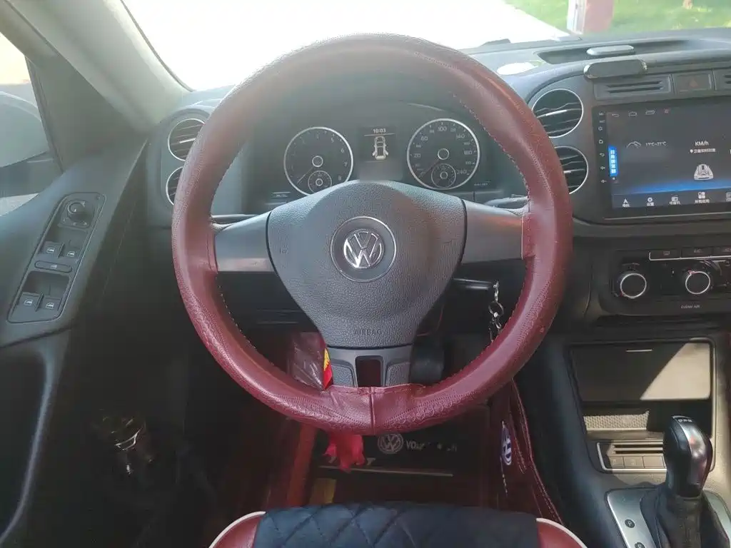 Volkswagen Tiguan — миниатюра 6
