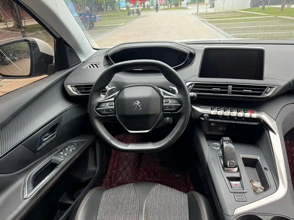 Peugeot 5008 — миниатюра 15