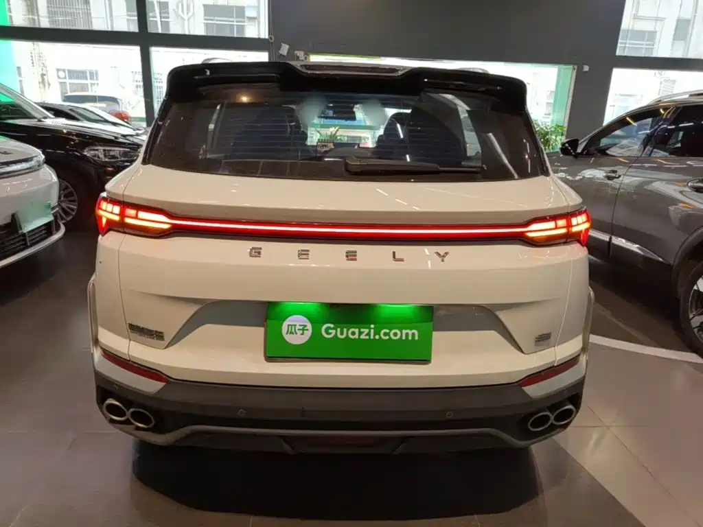 Geely Binyue — миниатюра 6