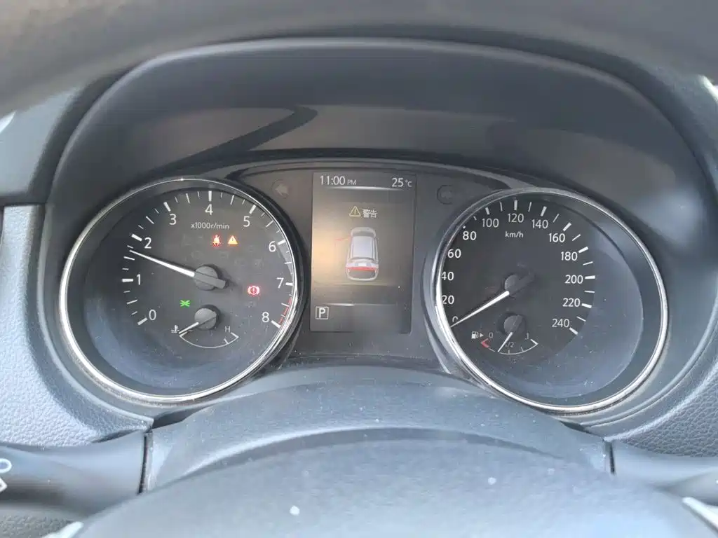 Nissan Qashqai — миниатюра 4