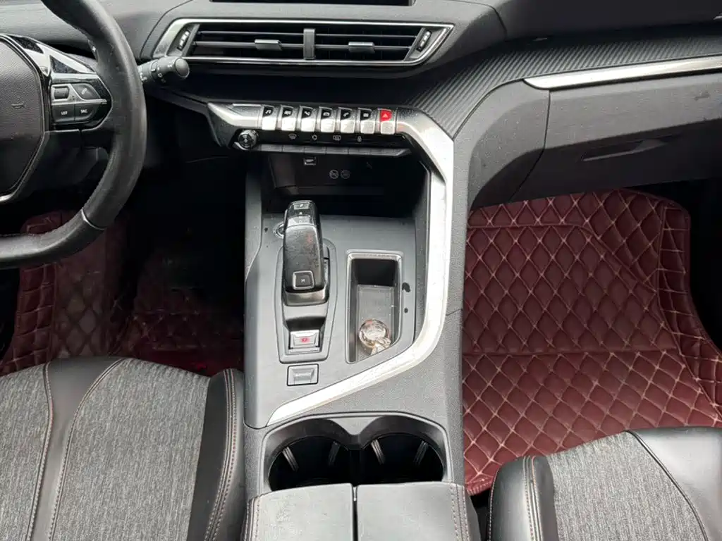 Peugeot 5008 — миниатюра 13