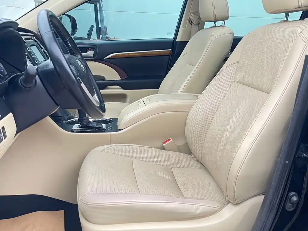 Toyota Highlander — миниатюра 6