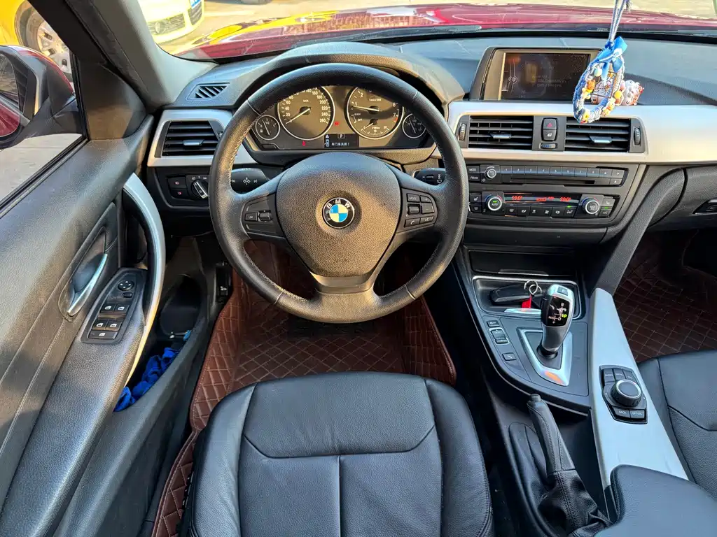 BMW 3 Series — миниатюра 18