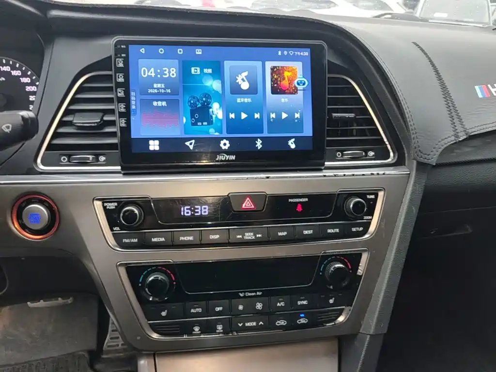 Hyundai Sonata — миниатюра 13