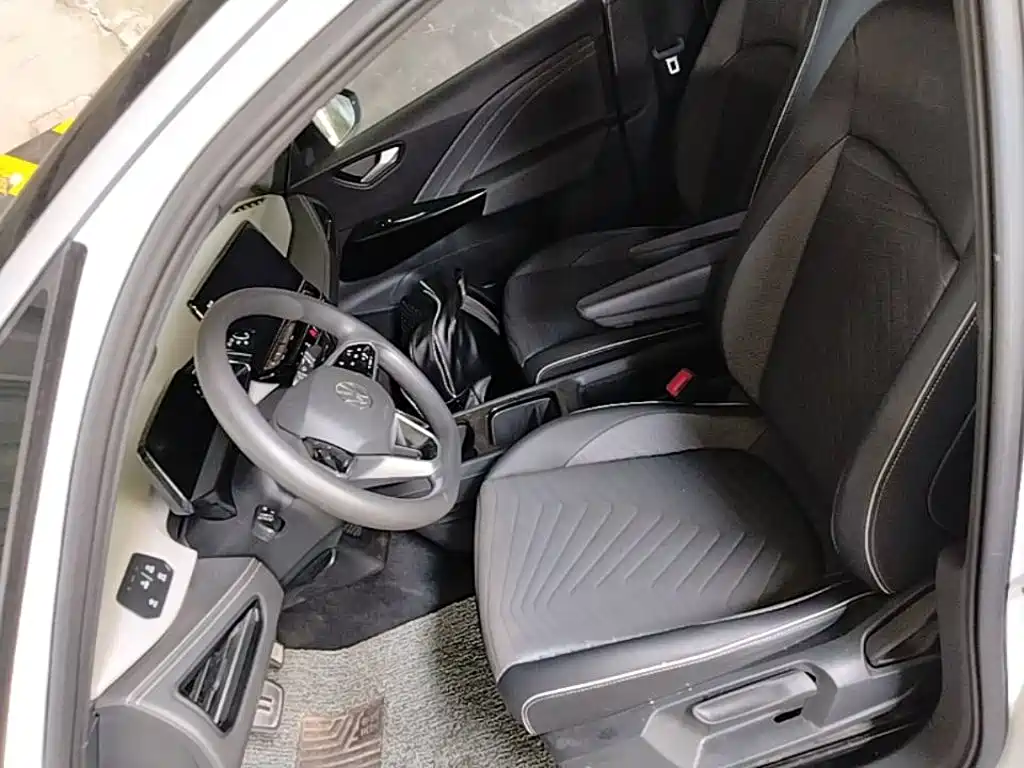 Volkswagen ID.3 — миниатюра 15