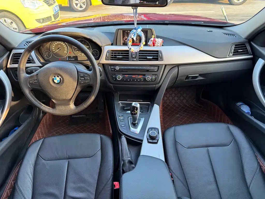BMW 3 Series — миниатюра 17