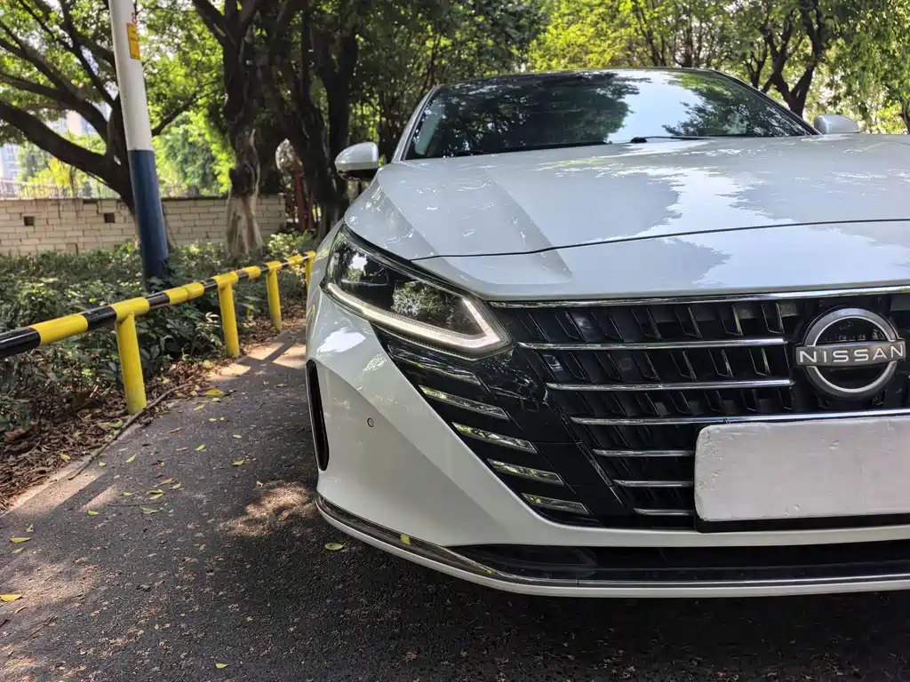 Nissan Teana — миниатюра 6